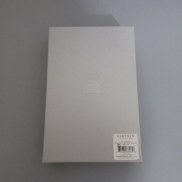 Gartner Studios Ivory Flat Panel Cards & Envelopes 33 Count Open Box 5.5” X 8.5" - Picture 2 of 4